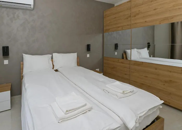 Appartement Lovely And Spacious In The Quaint And Quiet Town Of