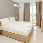 Appartamento Lovely And Spacious In The Quiet Town Of - Close To St Julians Swieqi And Sliema
