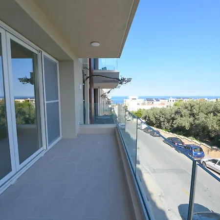 Lovely And Spacious In The Quiet Town Of - Close To St Julians Swieqi And Sliema Appartamento
