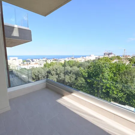 Lovely And Spacious In The Quiet Town Of - Close To St Julians Swieqi And Sliema *