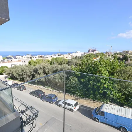 Lovely And Spacious In The Quiet Town Of - Close To St Julians Swieqi And Sliema *