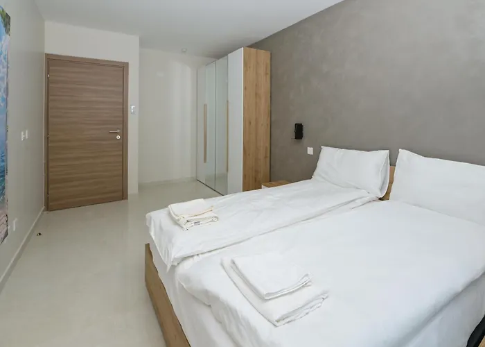 Appartamento Lovely And Spacious In The Quaint And Quiet Town Of